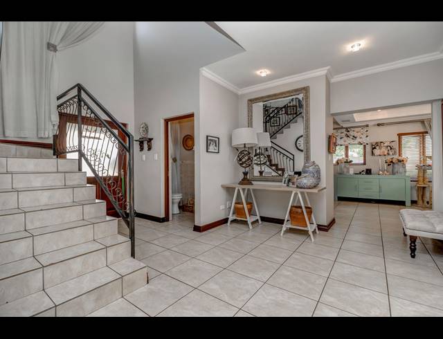 5 BEDROOM HOUSE FOR SALE IN DAINFERN VALLEY ESTATE
